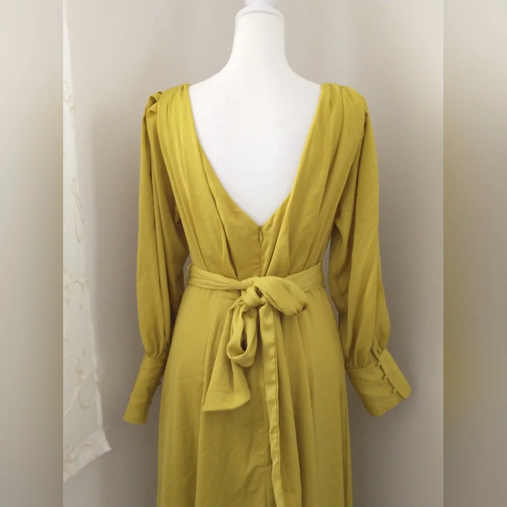 Banana Republic belted surplice midi dress 10 petite - Picture 9 of 14